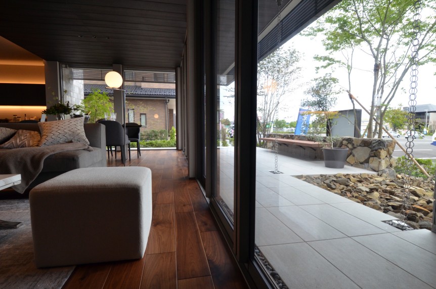 {info.field_group_lang.thumb4.post_other_value_format.alt[$k]}