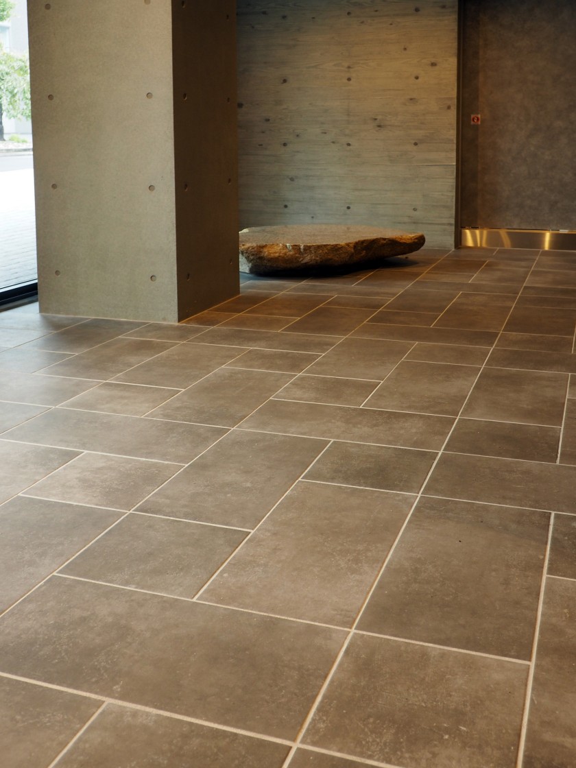 {info.field_group_lang.thumb4.post_other_value_format.alt[$k]}