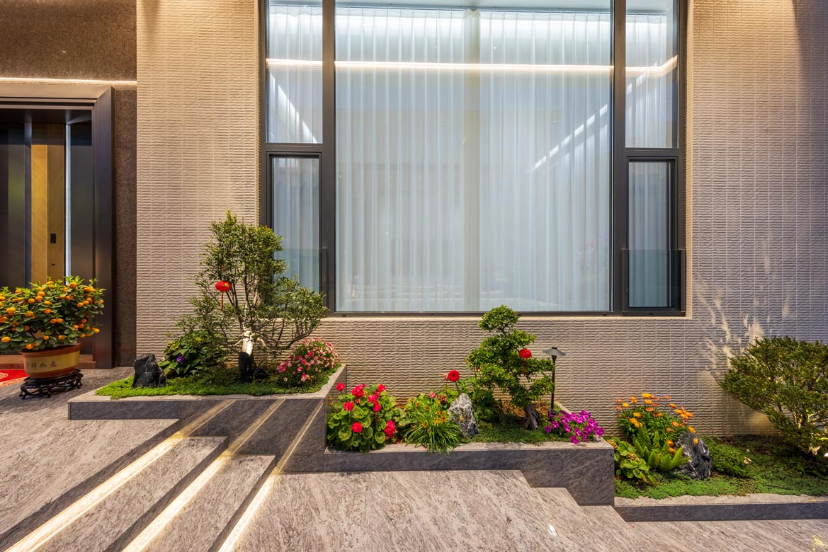 {info.field_group_lang.thumb4.post_other_value_format.alt[$k]}