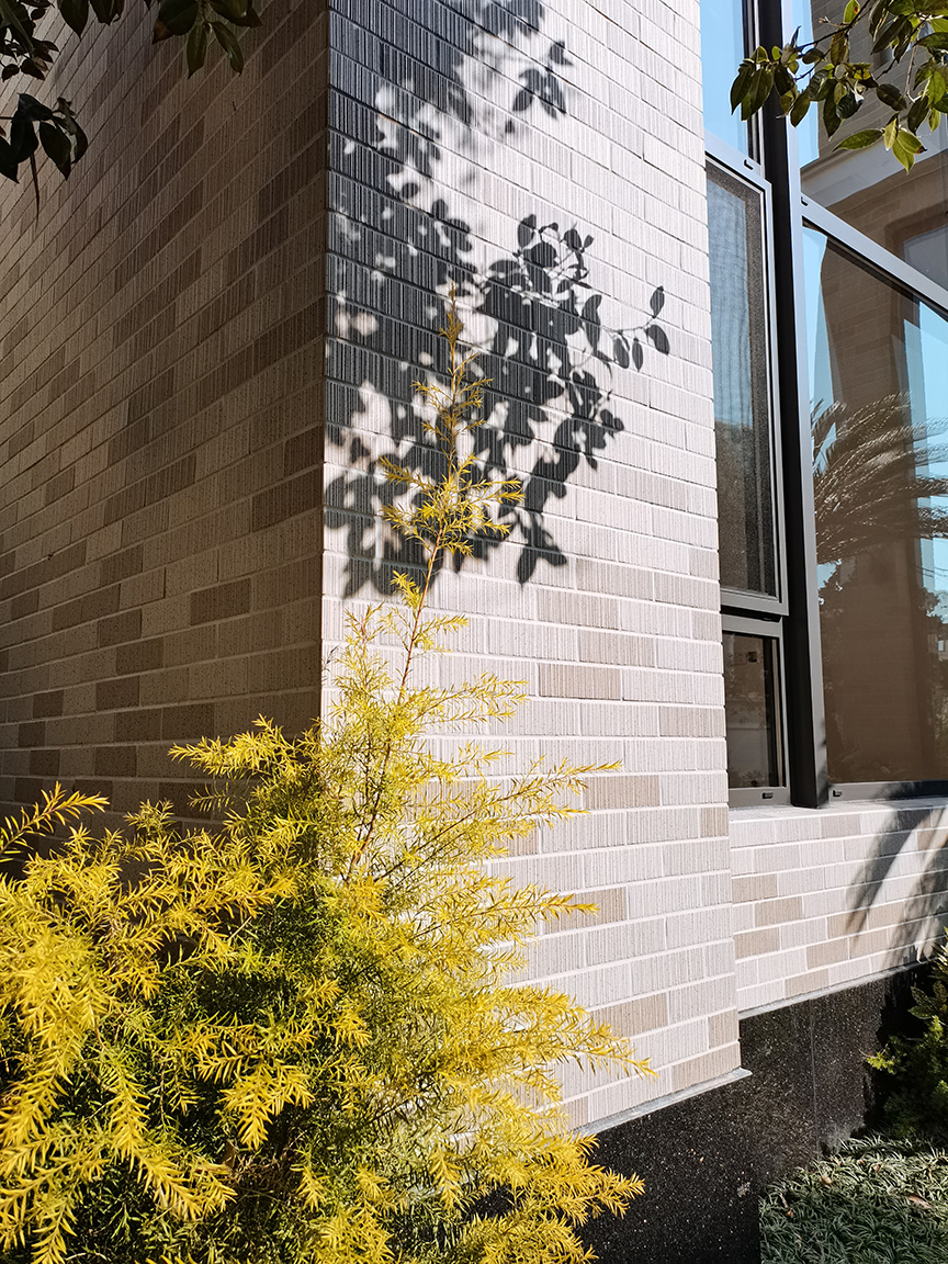 {info.field_group_lang.thumb4.post_other_value_format.alt[$k]}