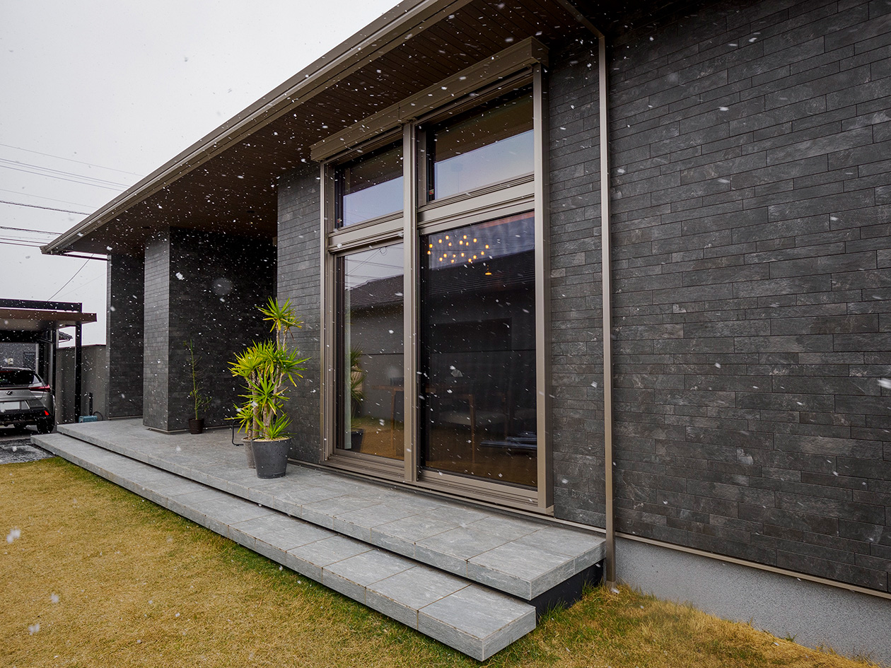 {info.field_group_lang.thumb4.post_other_value_format.alt[$k]}