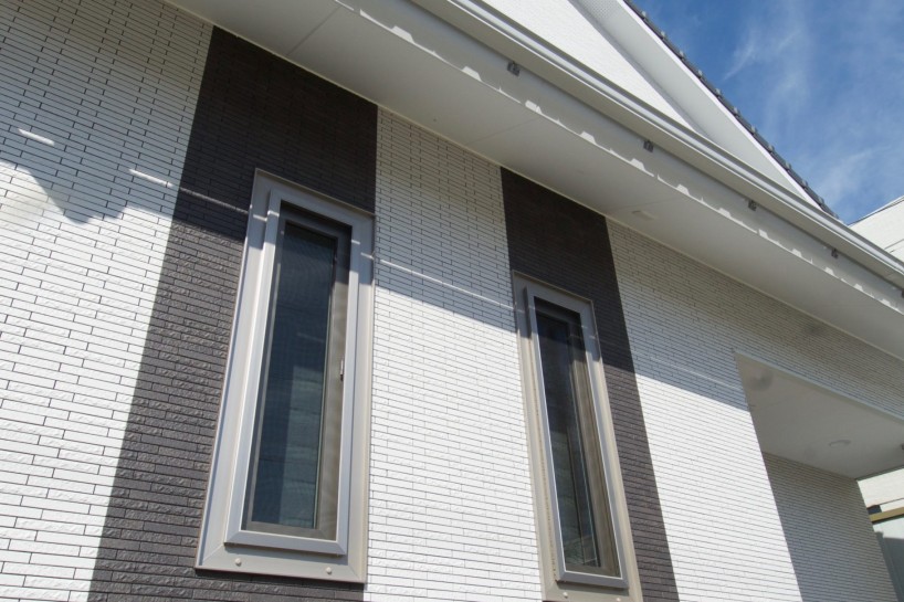 {info.field_group_lang.thumb4.post_other_value_format.alt[$k]}