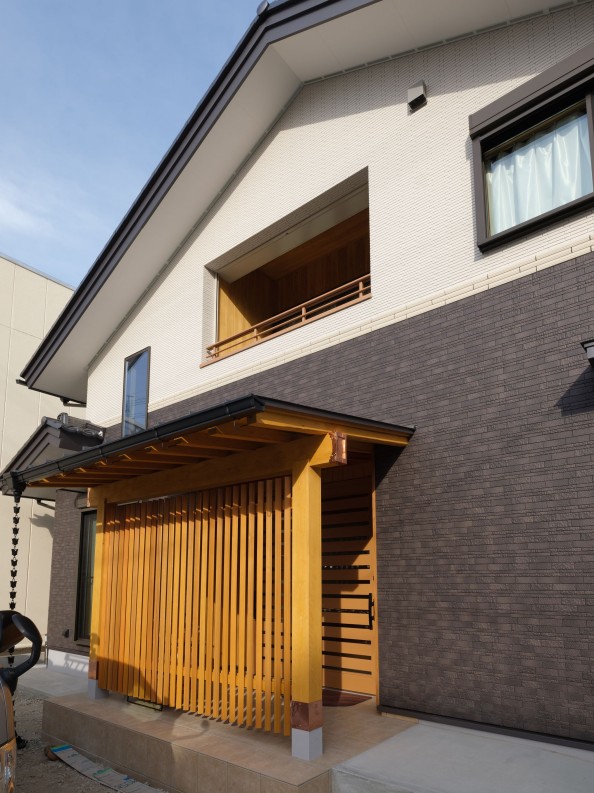 {info.field_group_lang.thumb4.post_other_value_format.alt[$k]}