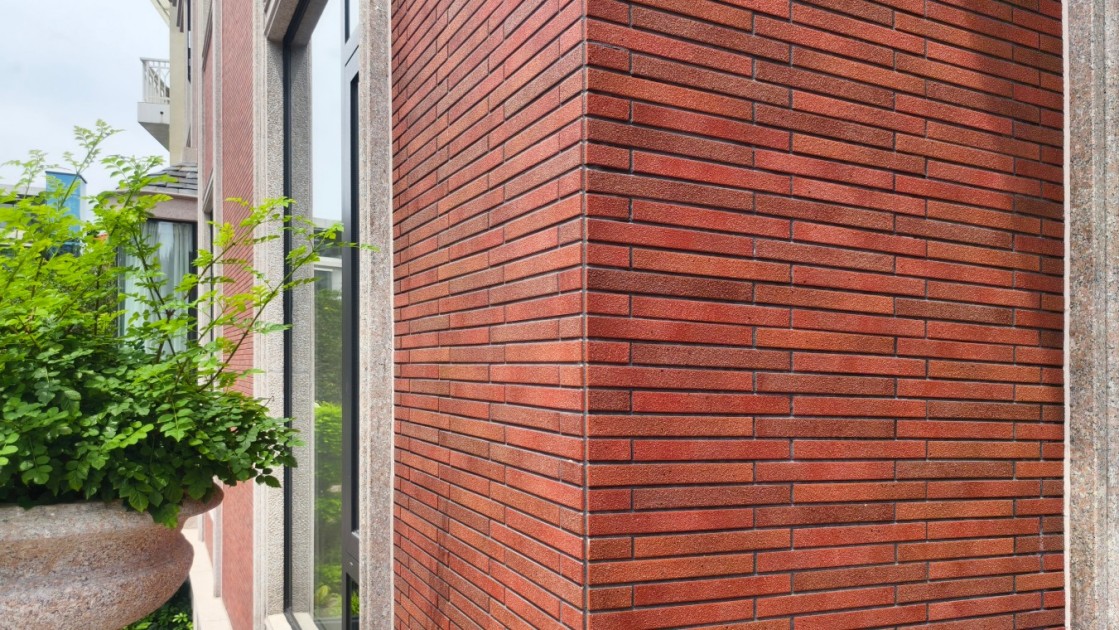 {info.field_group_lang.thumb4.post_other_value_format.alt[$k]}