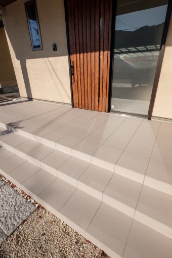 {info.field_group_lang.thumb4.post_other_value_format.alt[$k]}